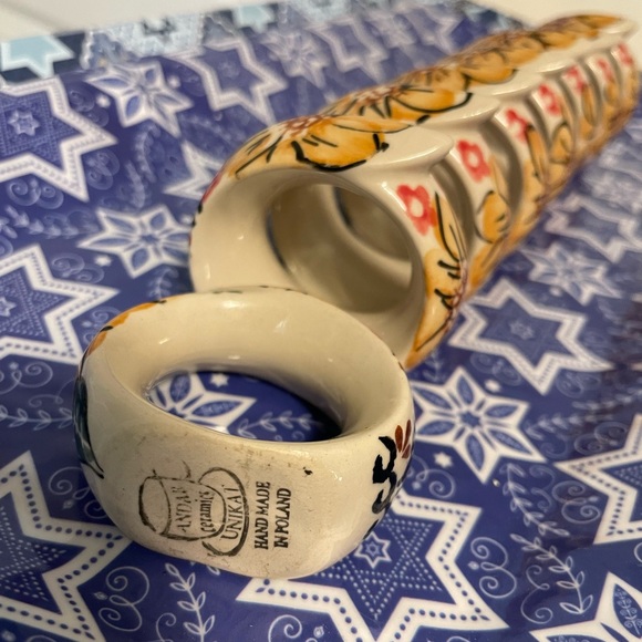 Andar Ceramics Other - 4 Unikat Polish 2” Napkin Rings Ceramic Hand Painted Flowers